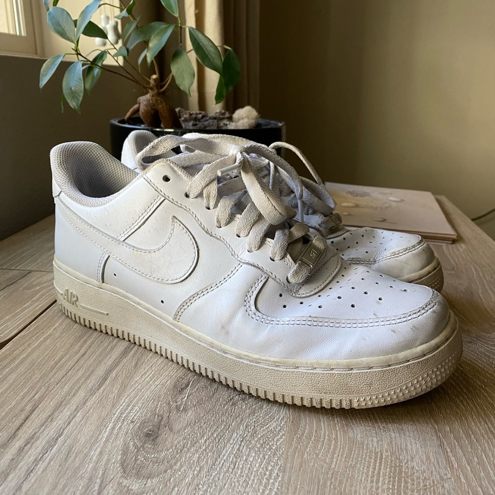 Nike Air Force 1 Women’s 9.5 Men’s 8.0 White Used Condition Leather Sneaker